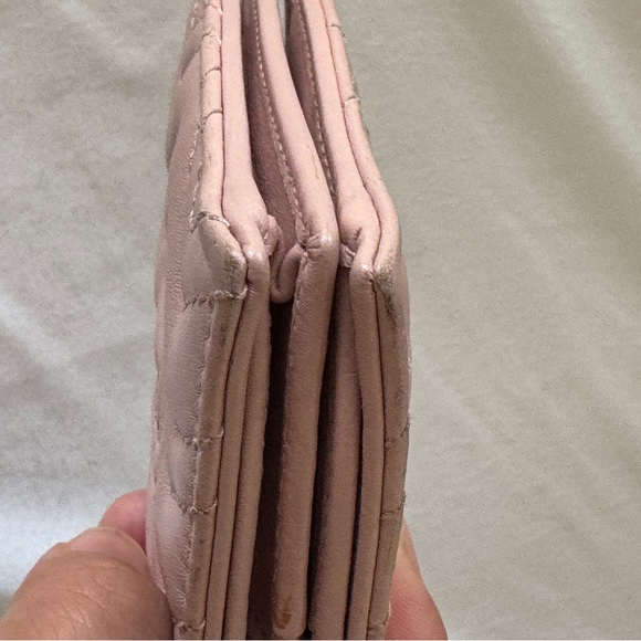 Gucci GG Marmont Pink Quilted Leather Bifold Wallet/ Card Case - Picture 12 of 13